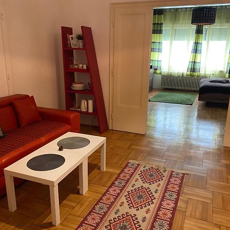 Holiday Apartments & Rooms Next Danube Promenade Budapest Eksteriør billede