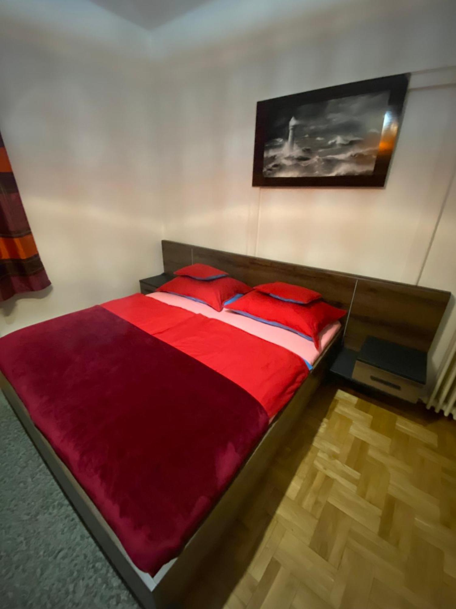 Holiday Apartments & Rooms Next Danube Promenade Budapest Eksteriør billede