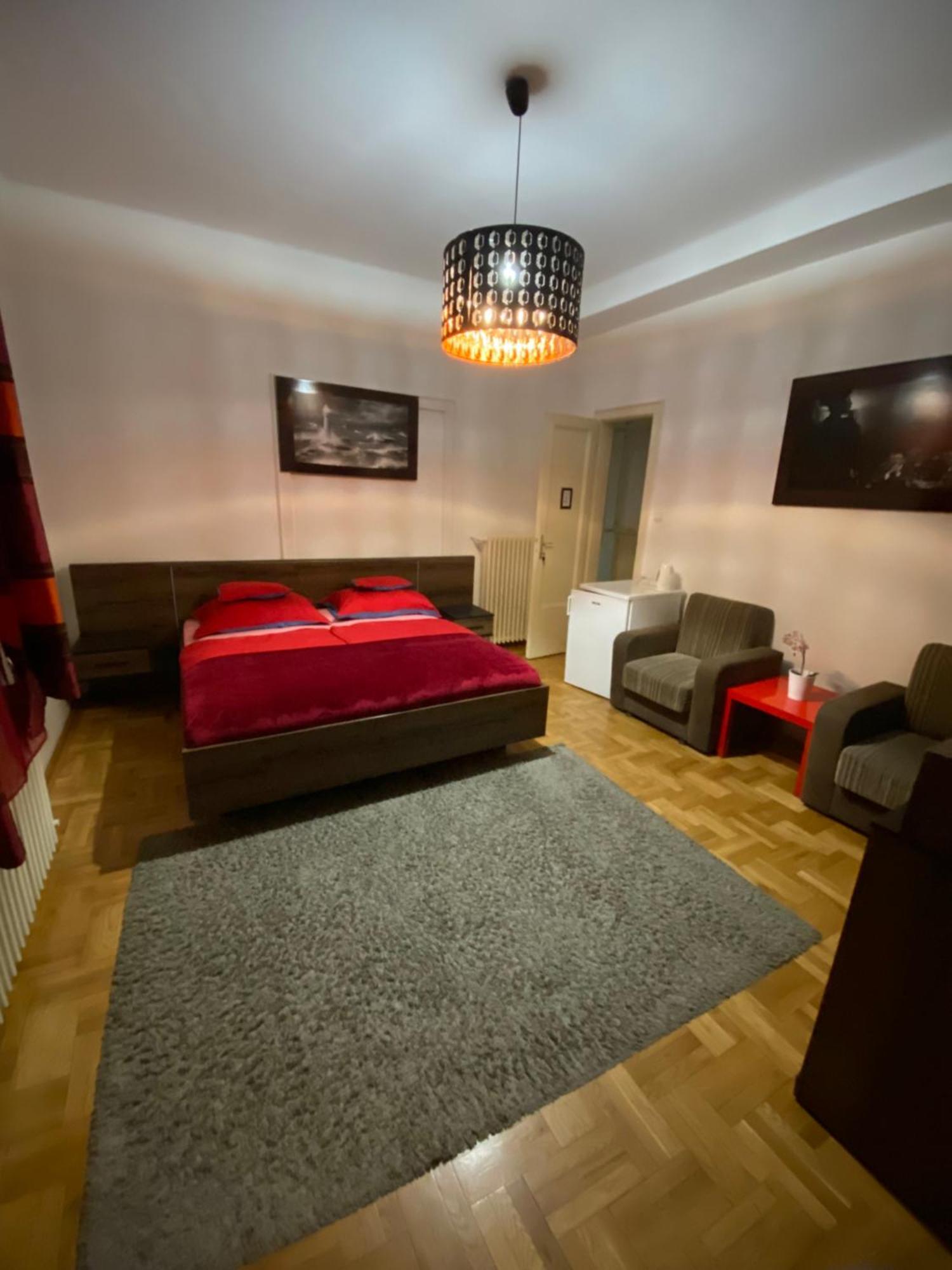 Holiday Apartments & Rooms Next Danube Promenade Budapest Eksteriør billede